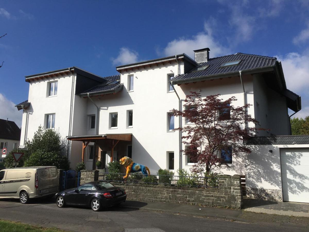 Stadtvilla Intzeplatz - Apartment Borkum Remscheid Dış mekan fotoğraf